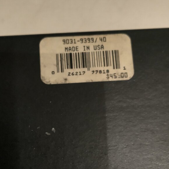 FUNKY VINTAGE KENNETH COLE CUFFLINKS, WHITE/SILVER - Picture 8 of 11